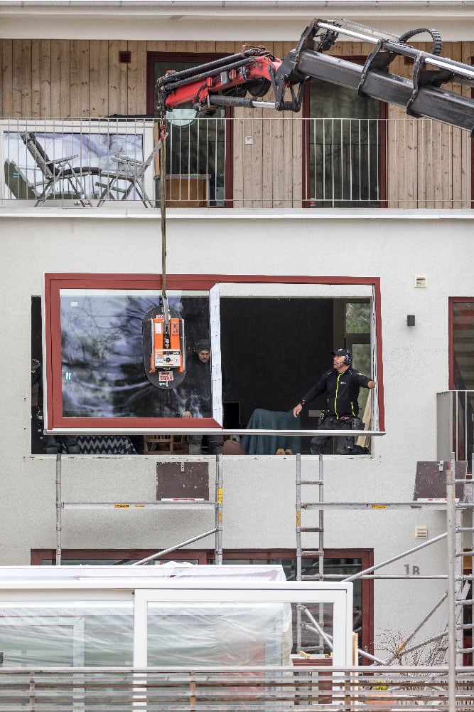 Installation av skjutparti med kranbil
