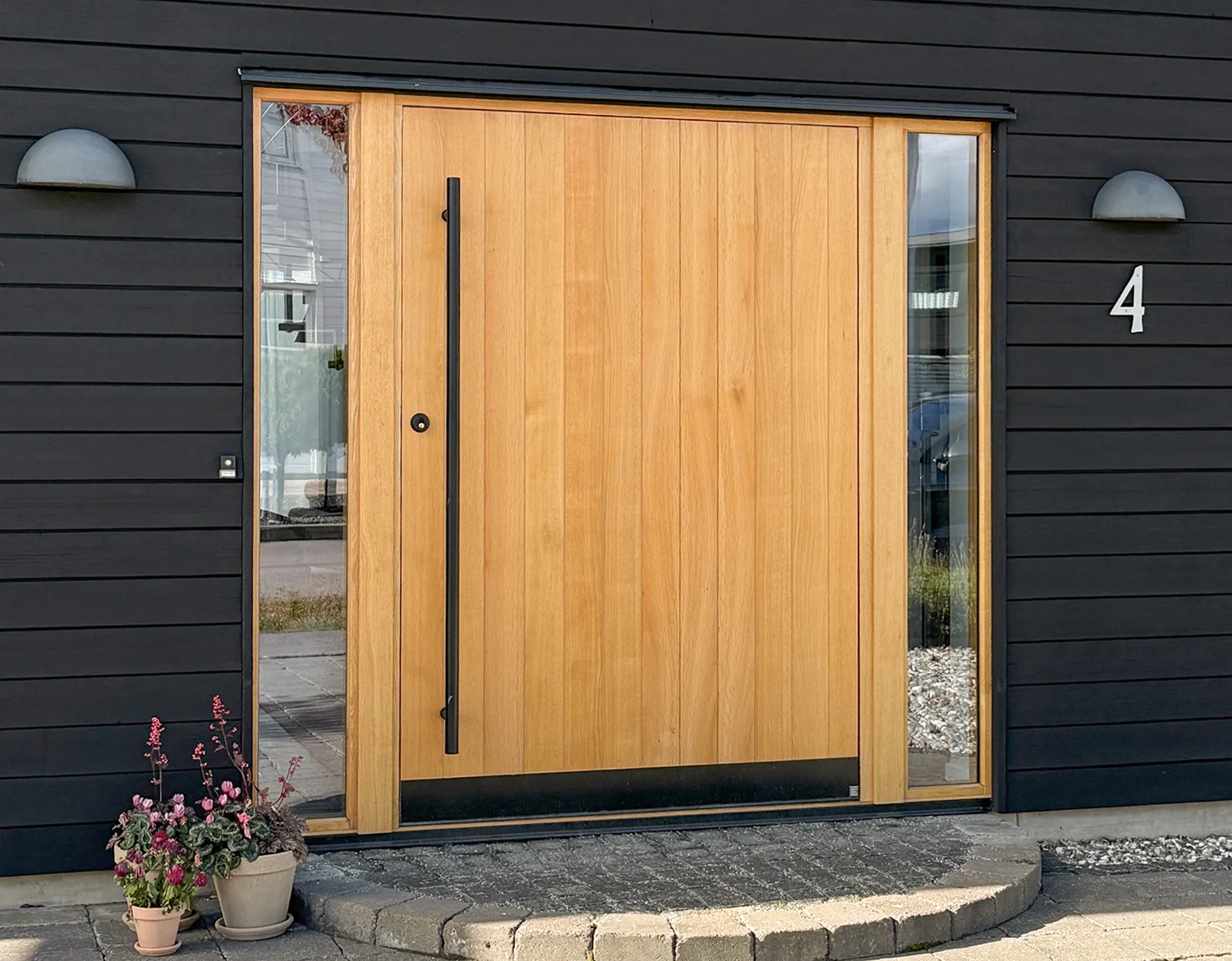 Exterior door in special dimensions