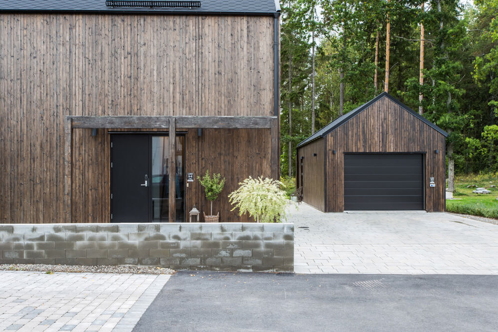 Front door Slät 100 in special height with side light