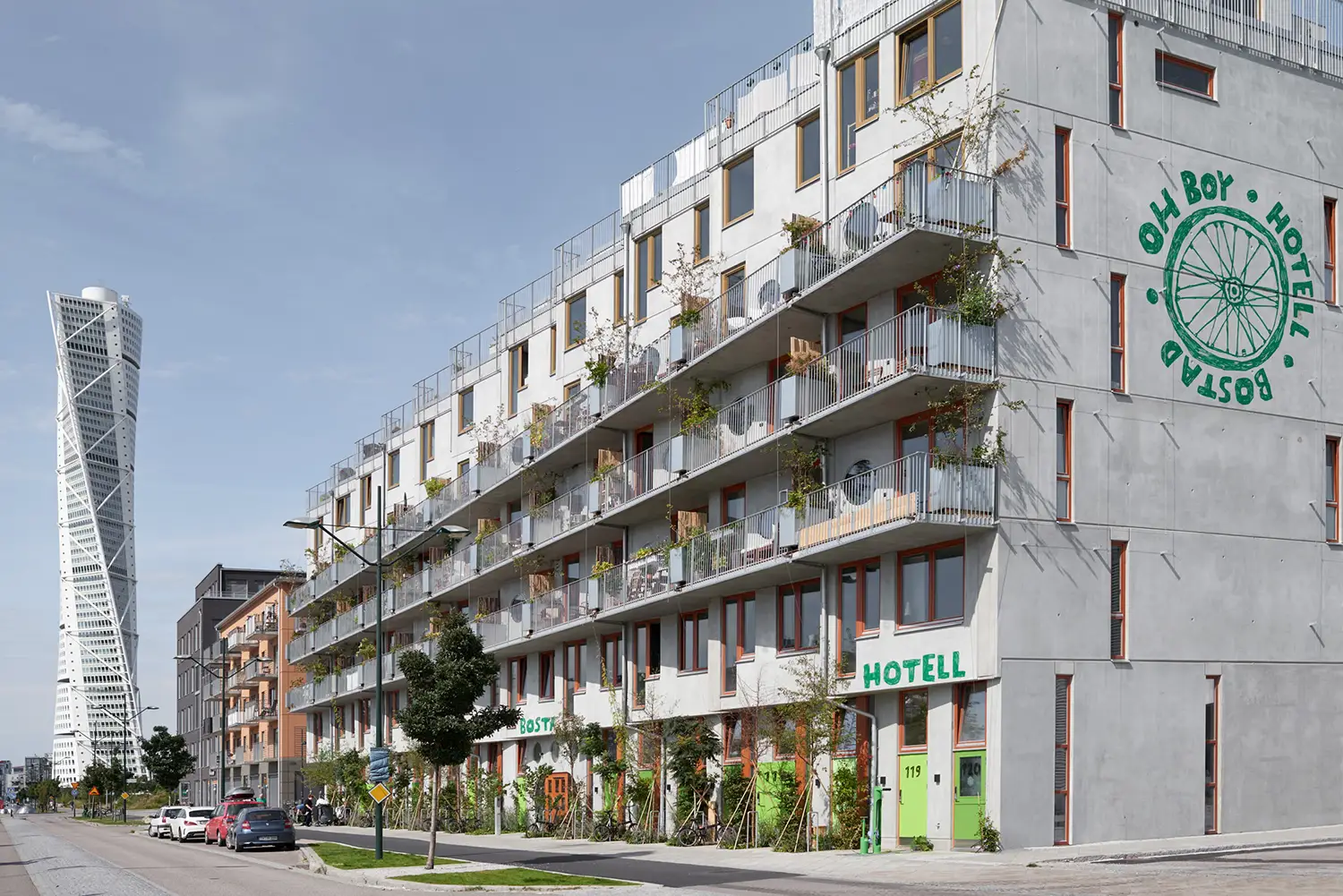 Dörrar & fönster från Ekstrands på BRF Oh Boy, cykelhotellet i Malmö